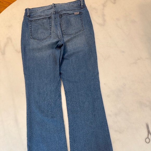 Joe’s Women’s Jeans, Size 31 X 32” inseam, in great condition, 90% Cotton - Picture 4 of 11